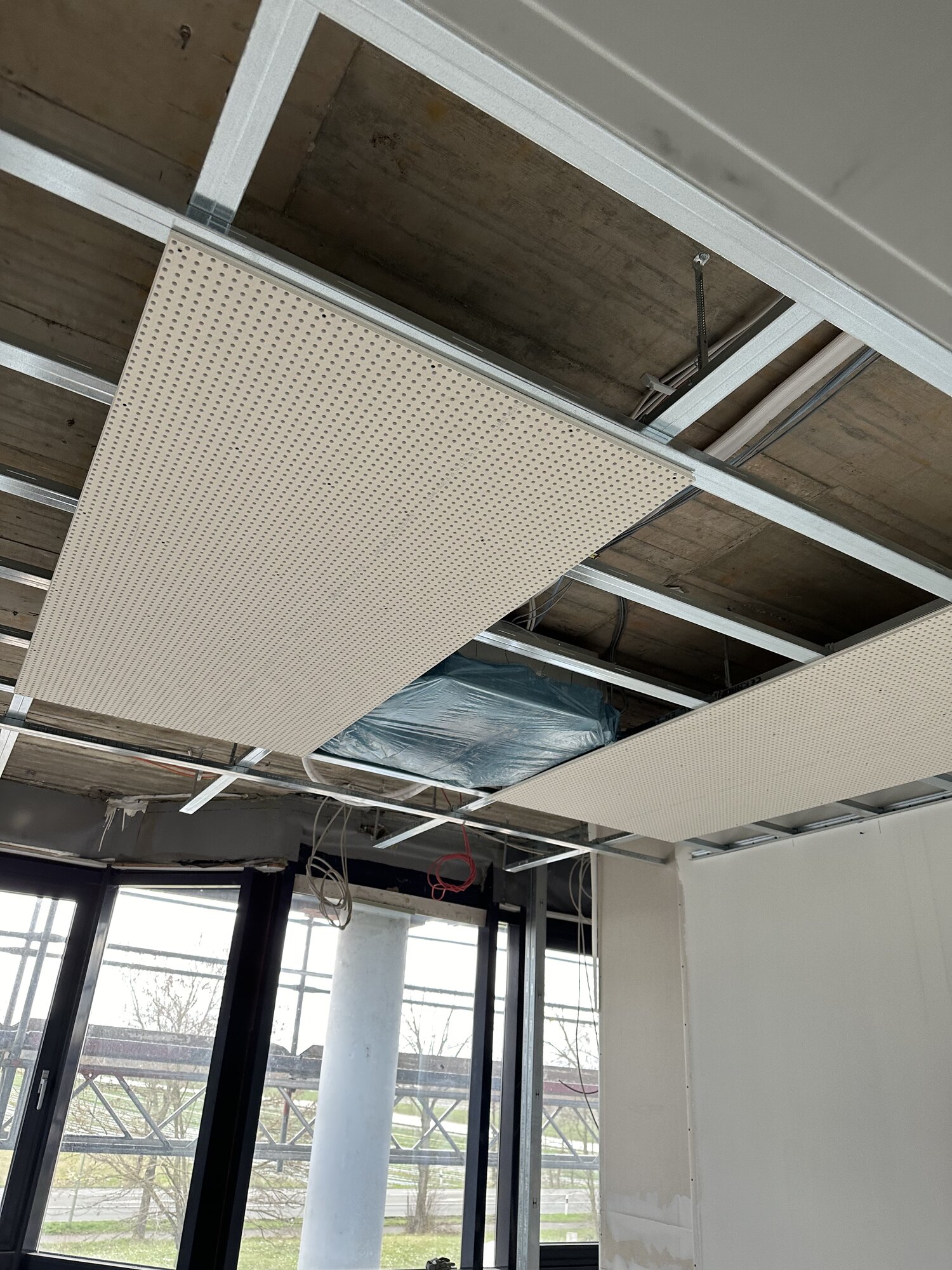 Trockenbauarbeiten in einem 4-stöckigen Bürogebäude – Bild 6